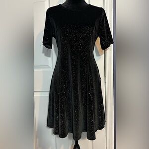 Justice velvet dress ✨